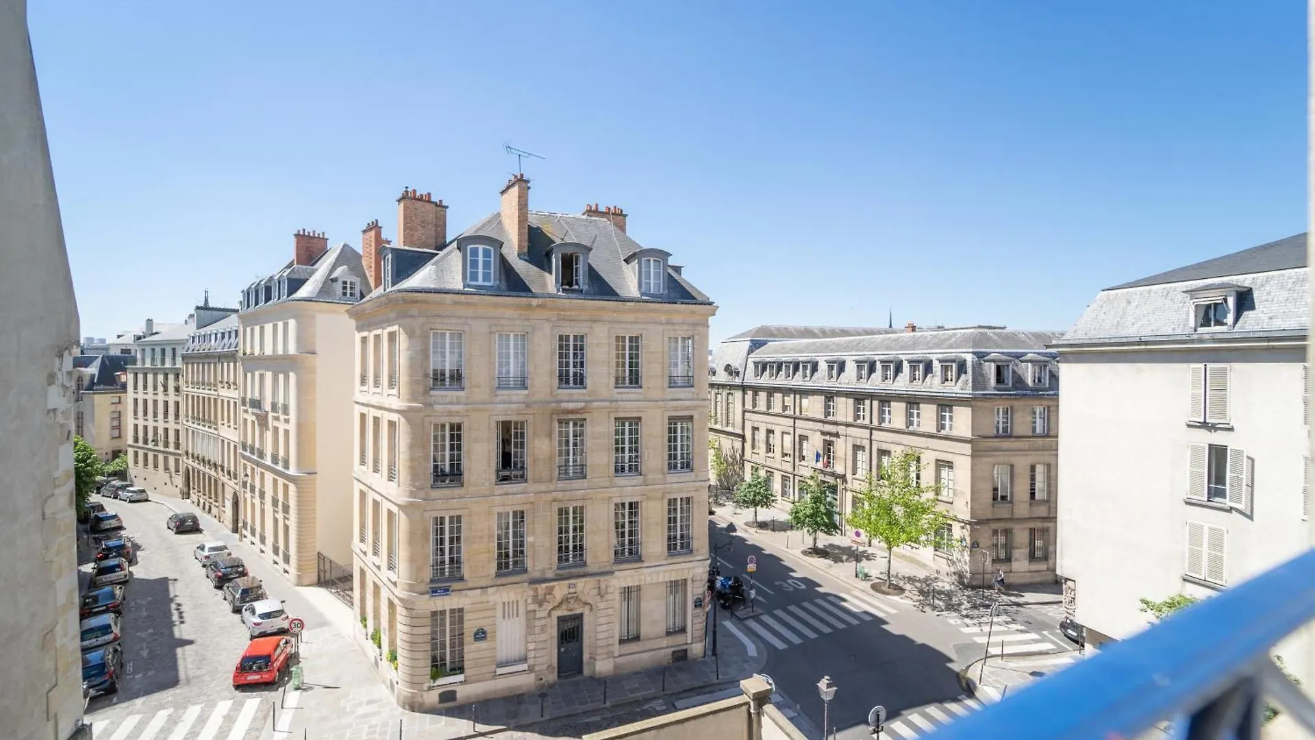 Mije Marais Hostel *
