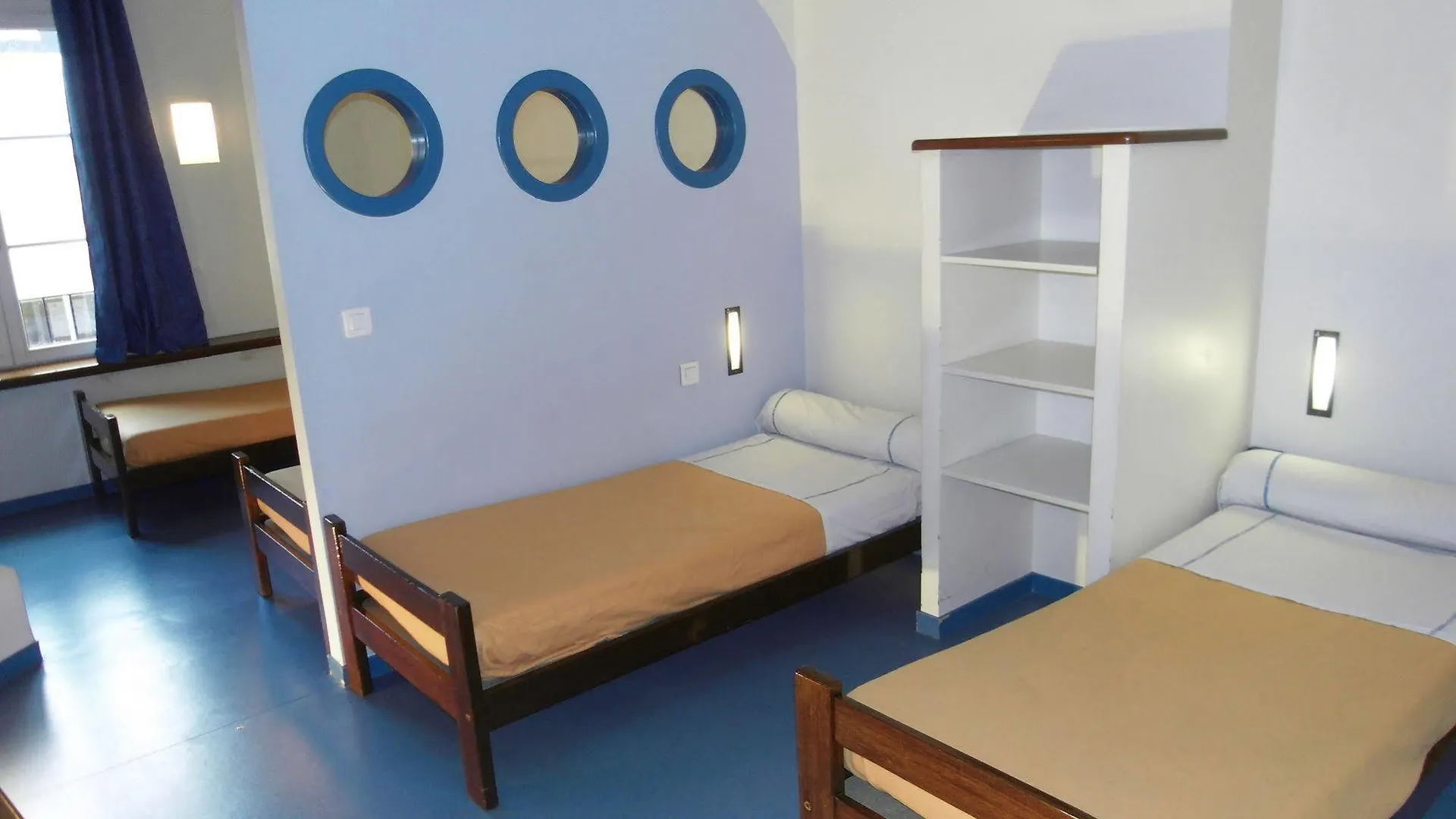Mije Marais Hostel