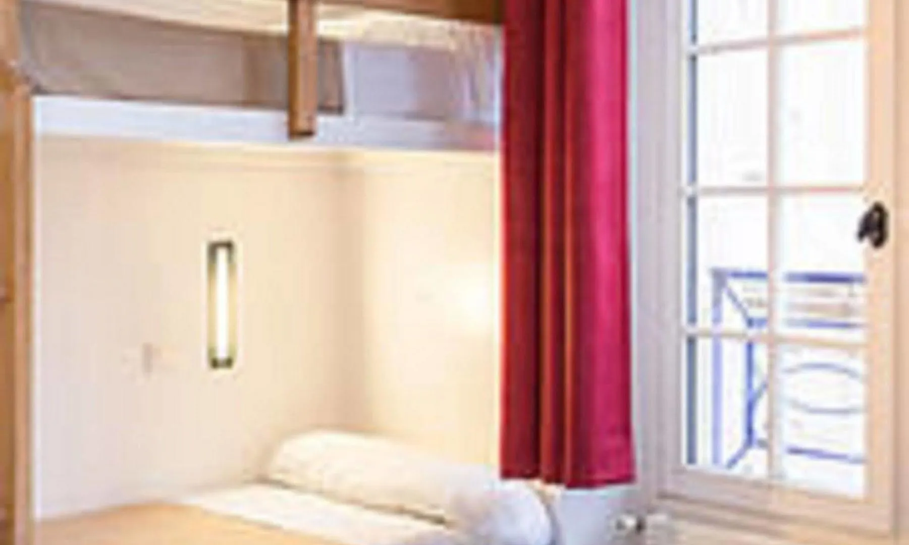 Hostel Mije Marais Hostel *