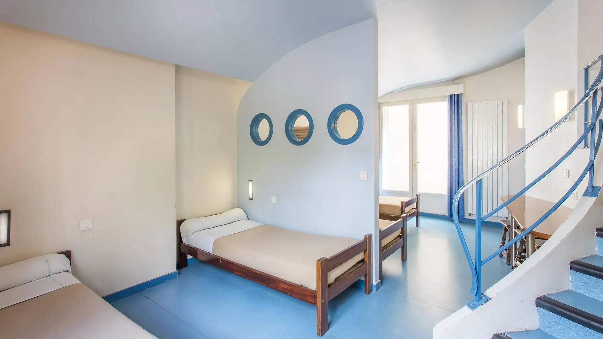 Mije Marais Hostel